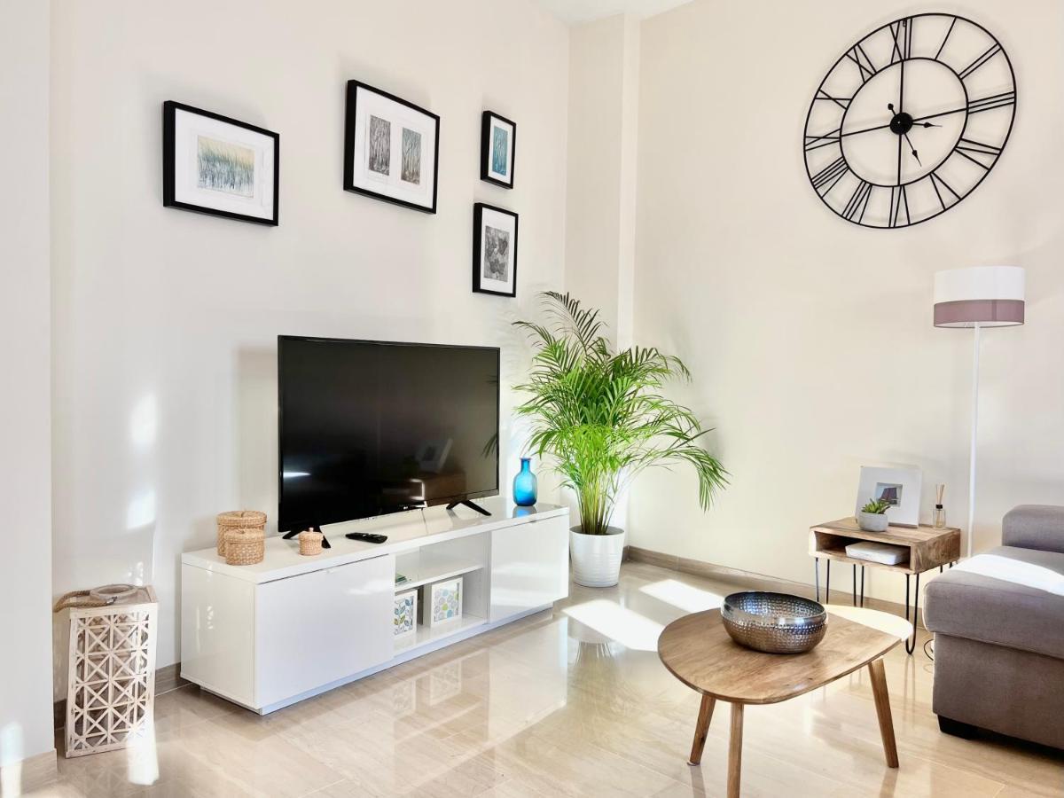 Teodosio Apartment Free Parking & Central Ac Севилья Экстерьер фото