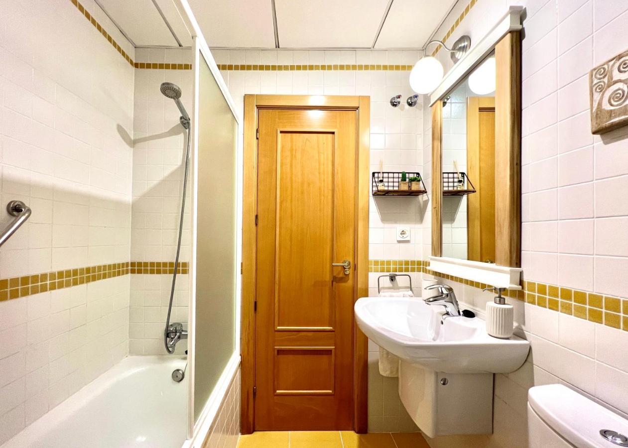 Teodosio Apartment Free Parking & Central Ac Севилья Экстерьер фото
